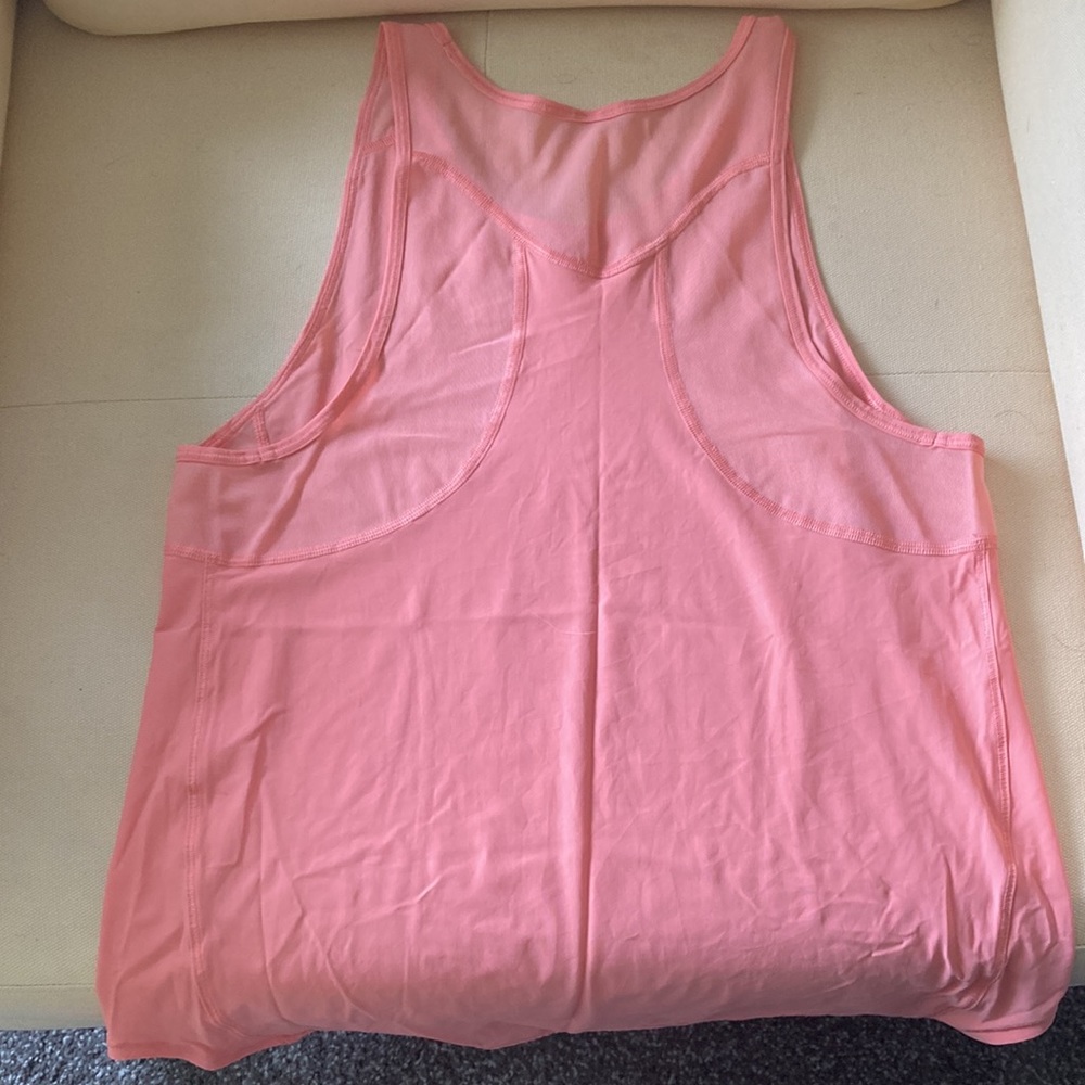 Lululemon tank top - Picture 3 of 4
